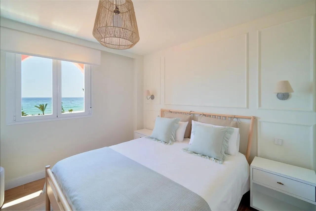 Sea Suite Beachfront Marbella